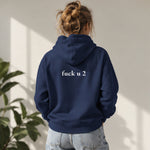 FUCK U Hoodie – Lacivert – model üzerinde arka görünüm