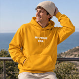 My Prime Era Hoodie – Turuncu – model üzerinde ön görünüm