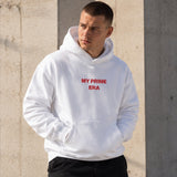 My Prime Era Hoodie – Beyaz – model üzerinde ön görünüm