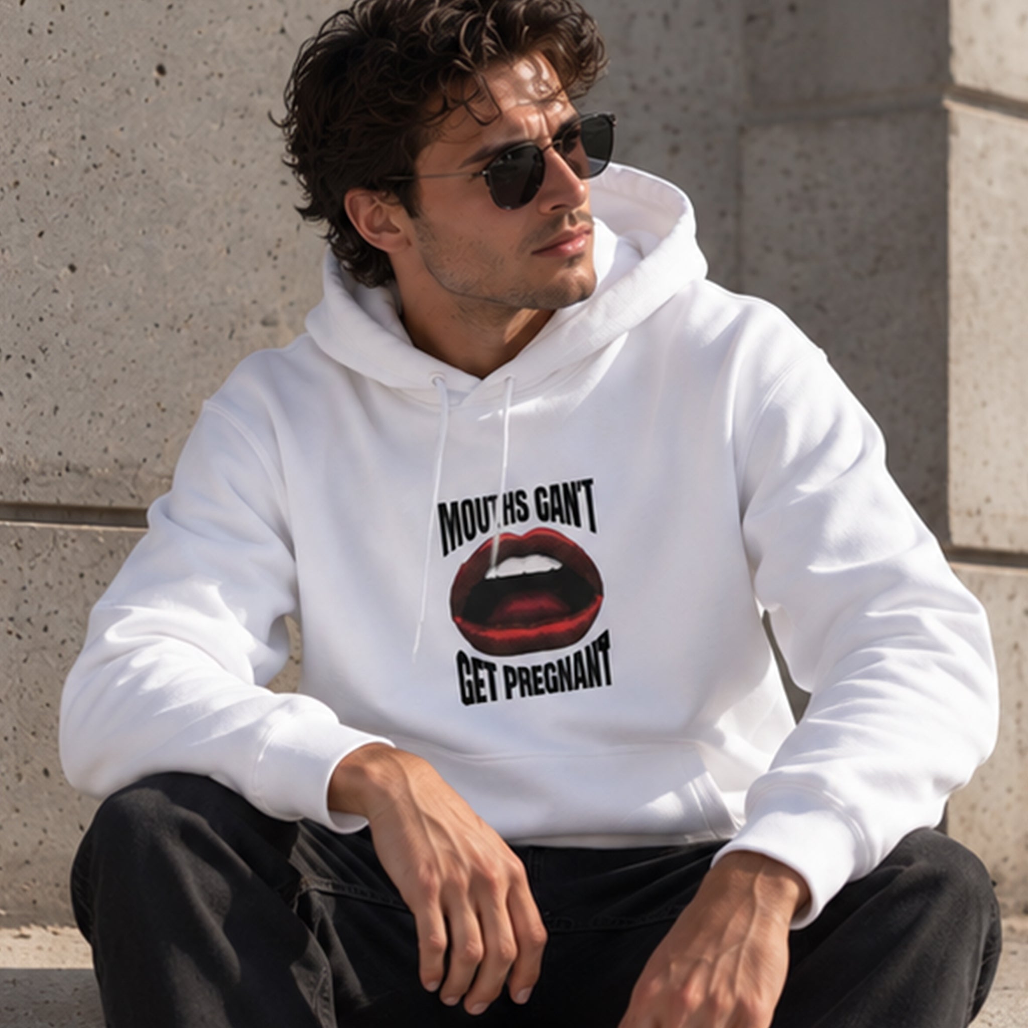 Mouths Can't Get Pregnant Hoodie – Beyaz – model üzerinde ön görünüm