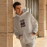 Mouths Can't Get Pregnant Hoodie – Krem – model üzerinde ön görünüm