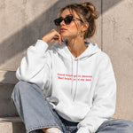 Good Boys & Bad Boys Hoodie – Beyaz – model üzerinde ön görünüm