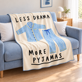 Less Drama More Pyjamas Polar TV Battaniyesi — Ana görünüm