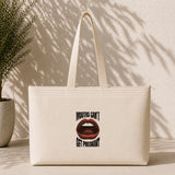 Mouths Can't Get Pregnant Weekend Tote Bag – ön görünüm
