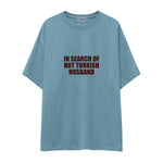 Hot Turkish Husband Oversize Tişört — Çelik Mavi — Ön baskı