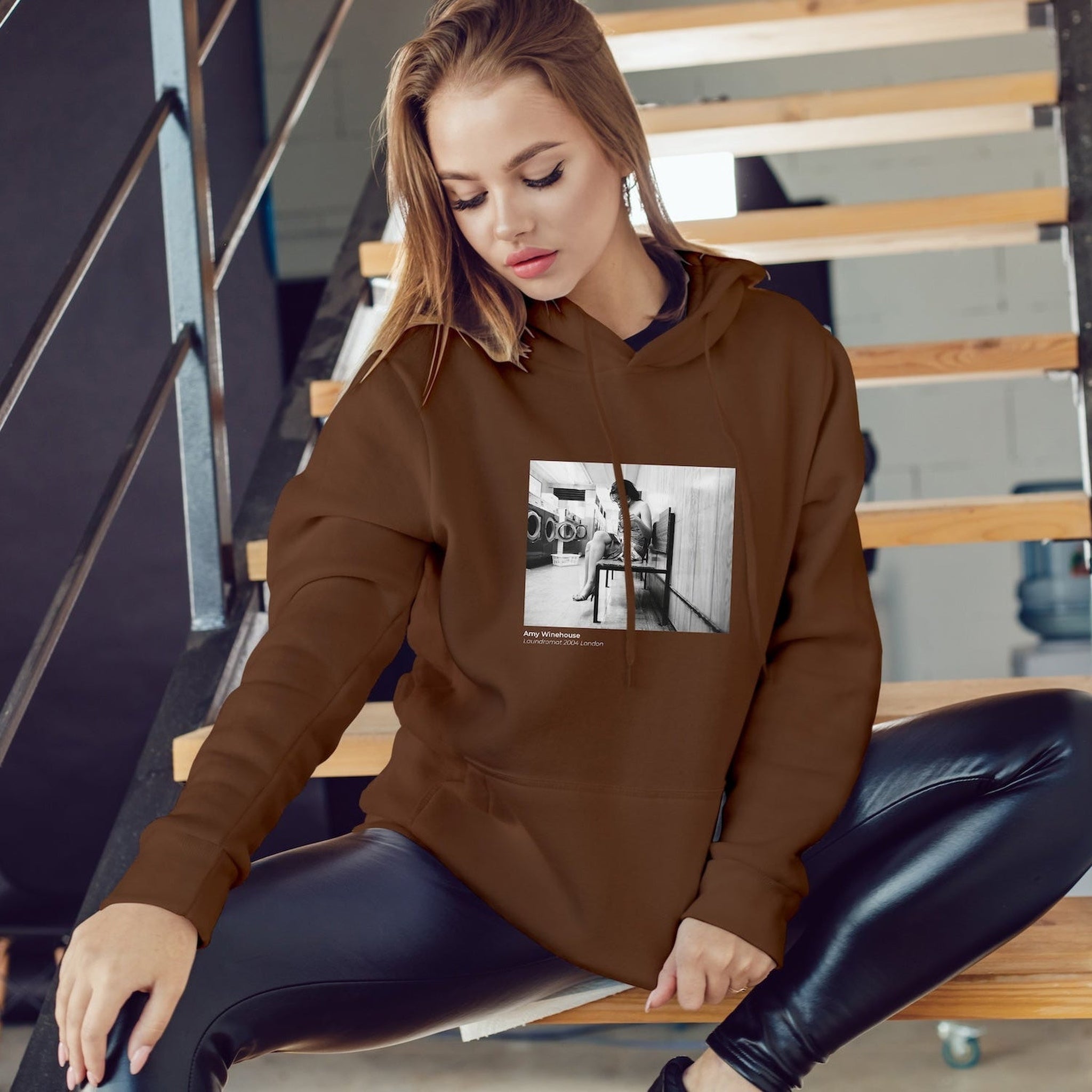Amy Winehouse at the laundromat 2004 Oversize Hoodie