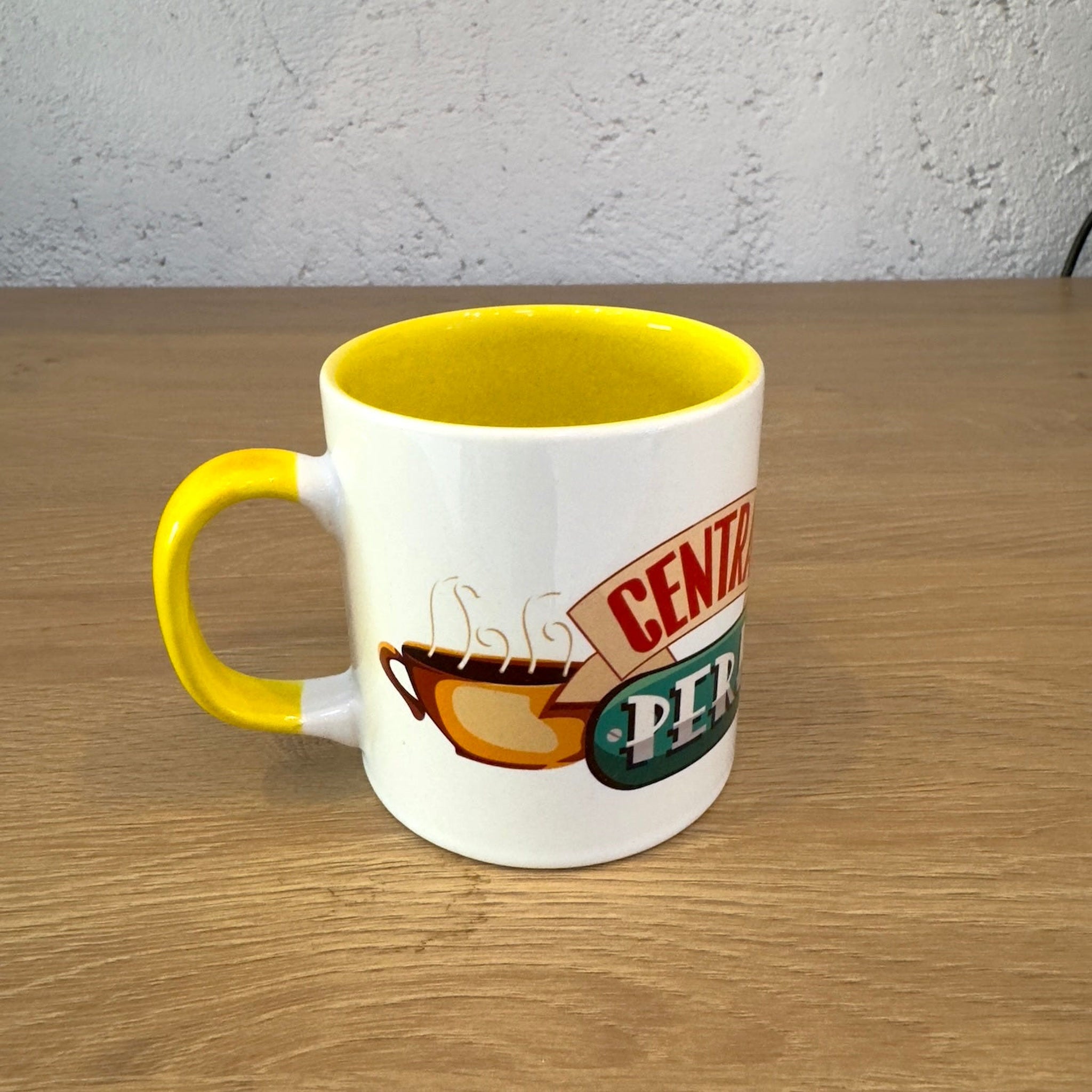 Central Perk / Friends Sarı Kulplu Bardak