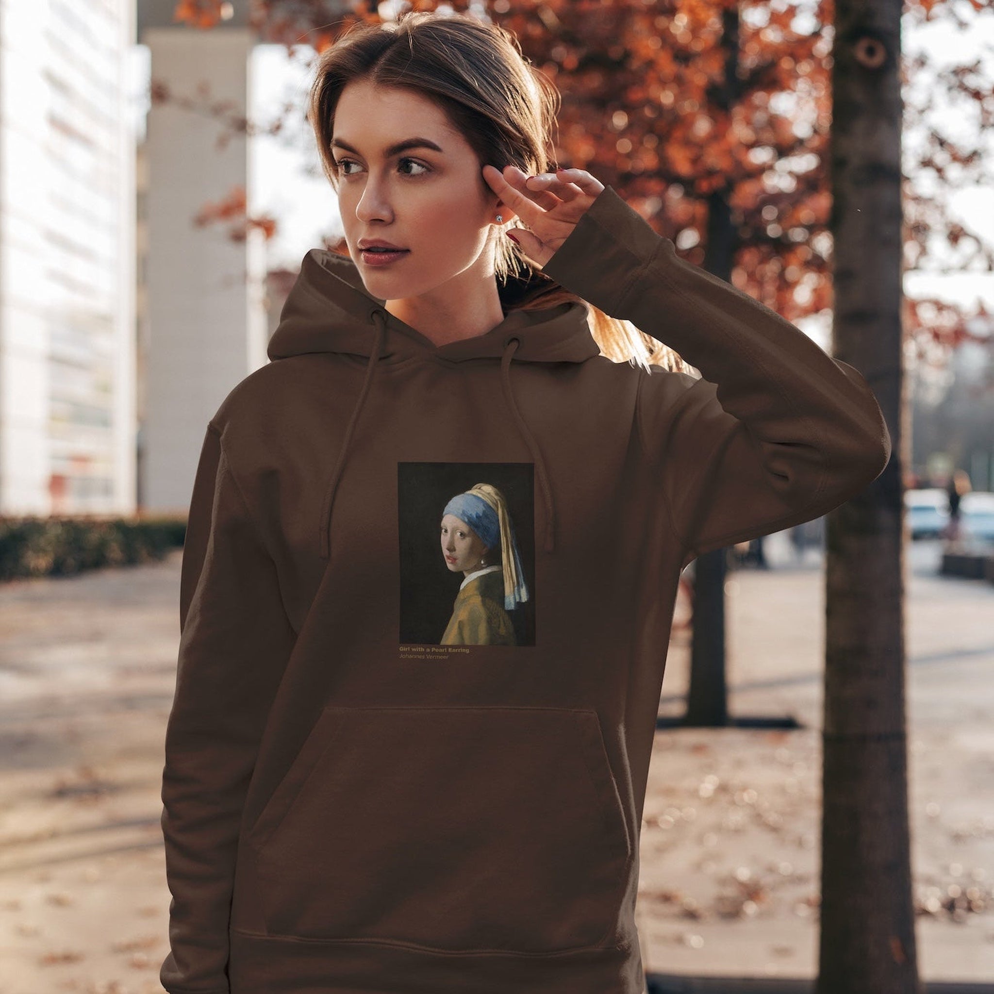 İnci Küpeli Kız Oversize Hoodie