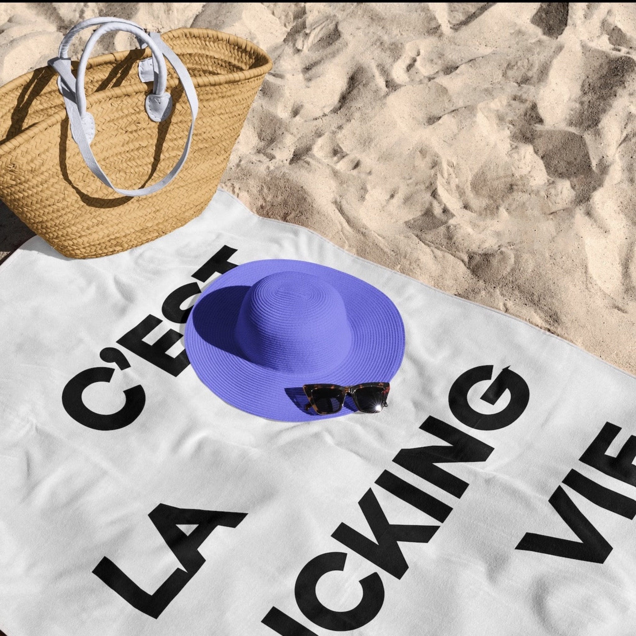 C'est Fucking La Vie Plaj Havlusu