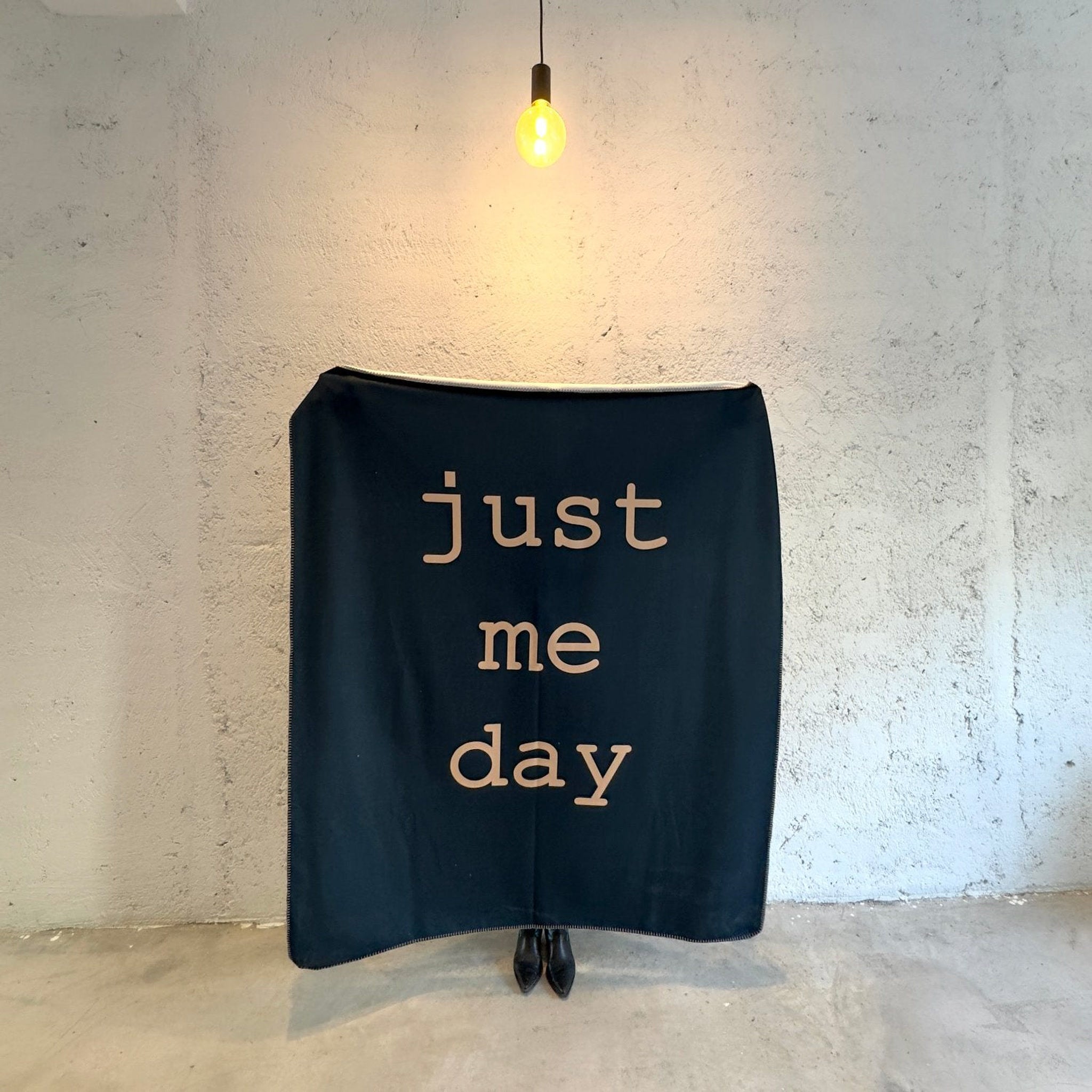 Just Me Day Navy Blue Polar Tv Battaniyesi