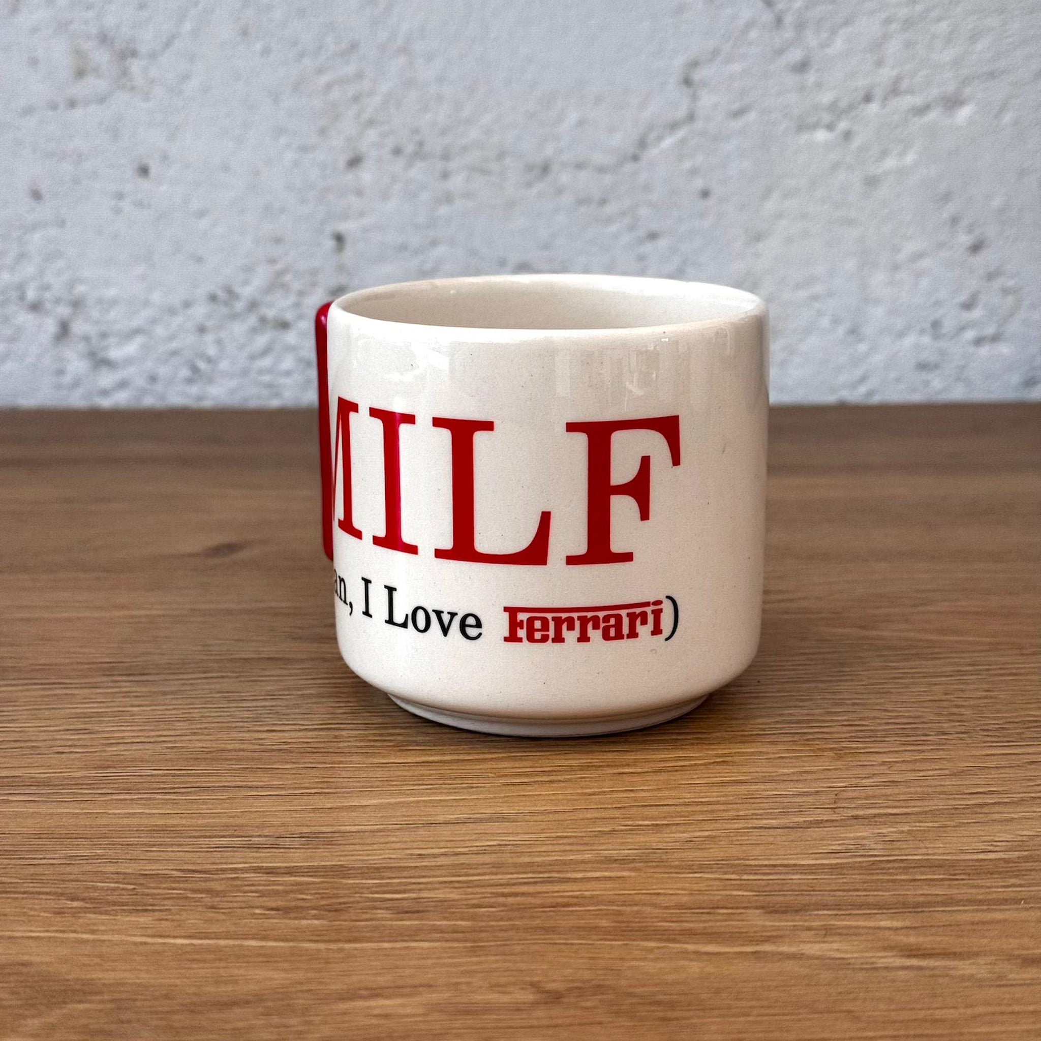 MILF / Man I Love Ferrari Kırmızı T Kulplu Bardak