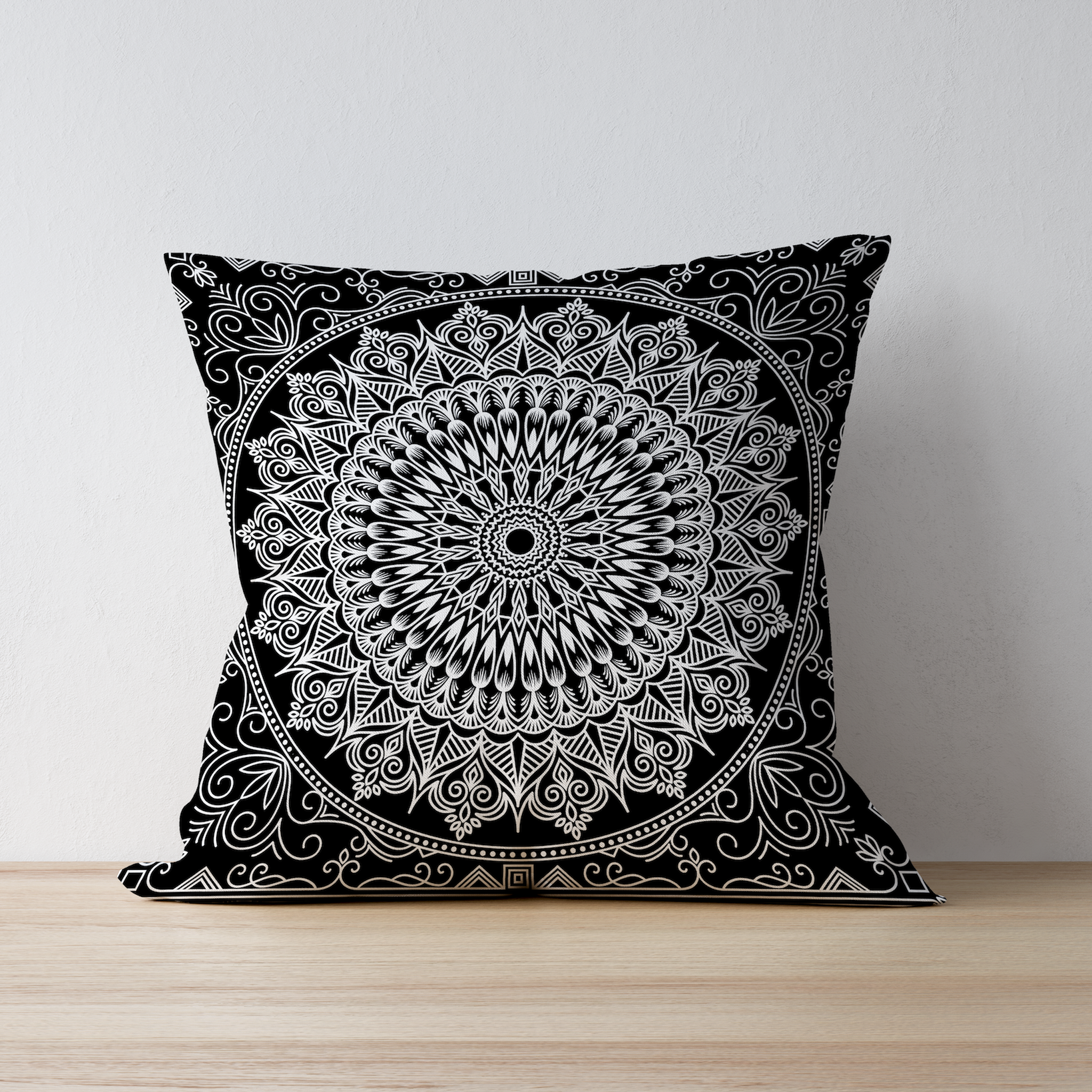Black Bohemian Mandala Çift Taraflı Kırlent Kılıfı 2 Adet