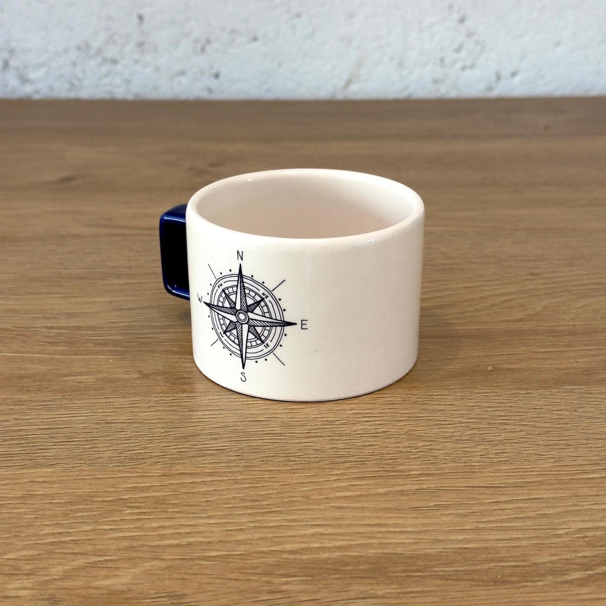 Compass / Pusula Baskılı U Kulplu Kupa