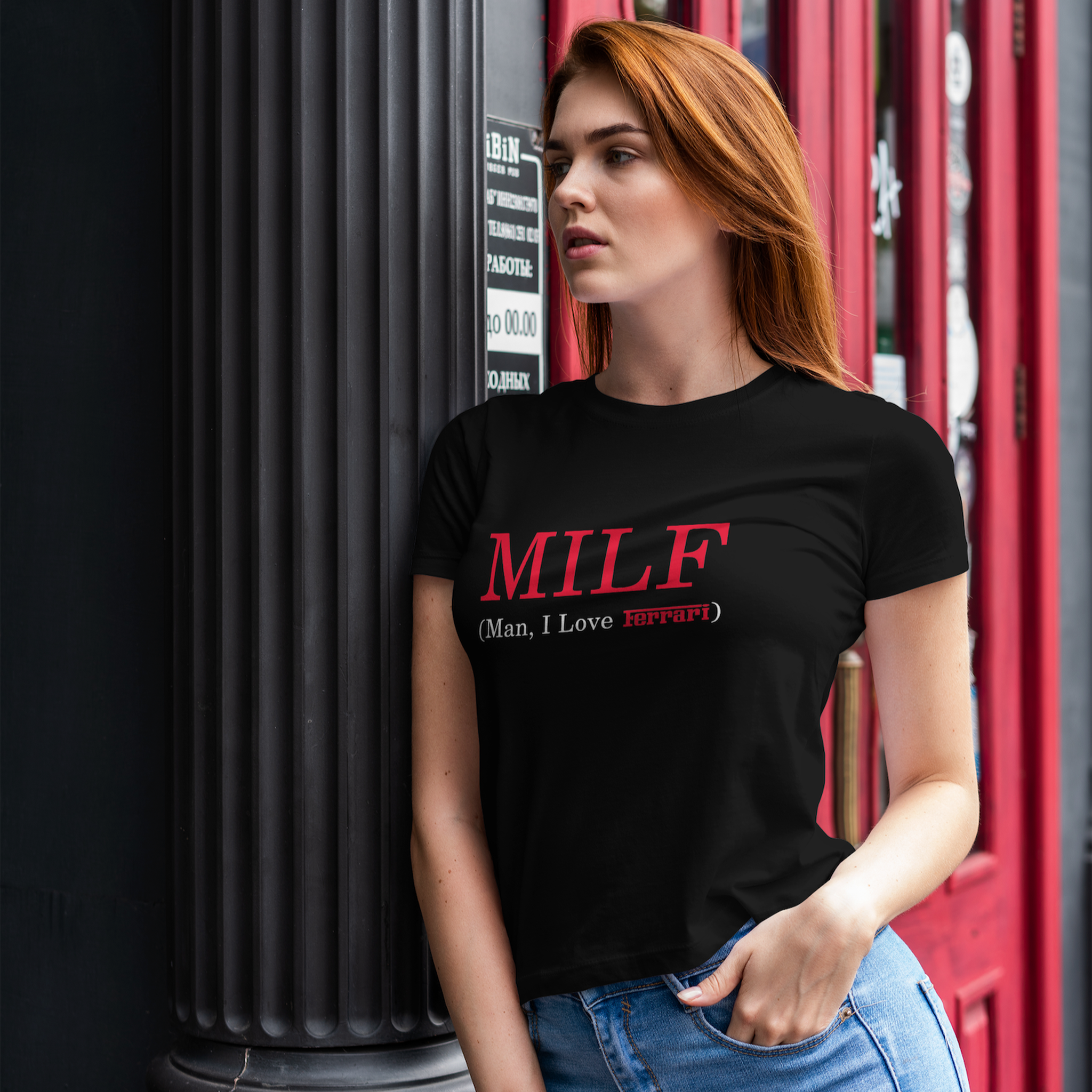 MILF / Man I Love Ferrari Tişört