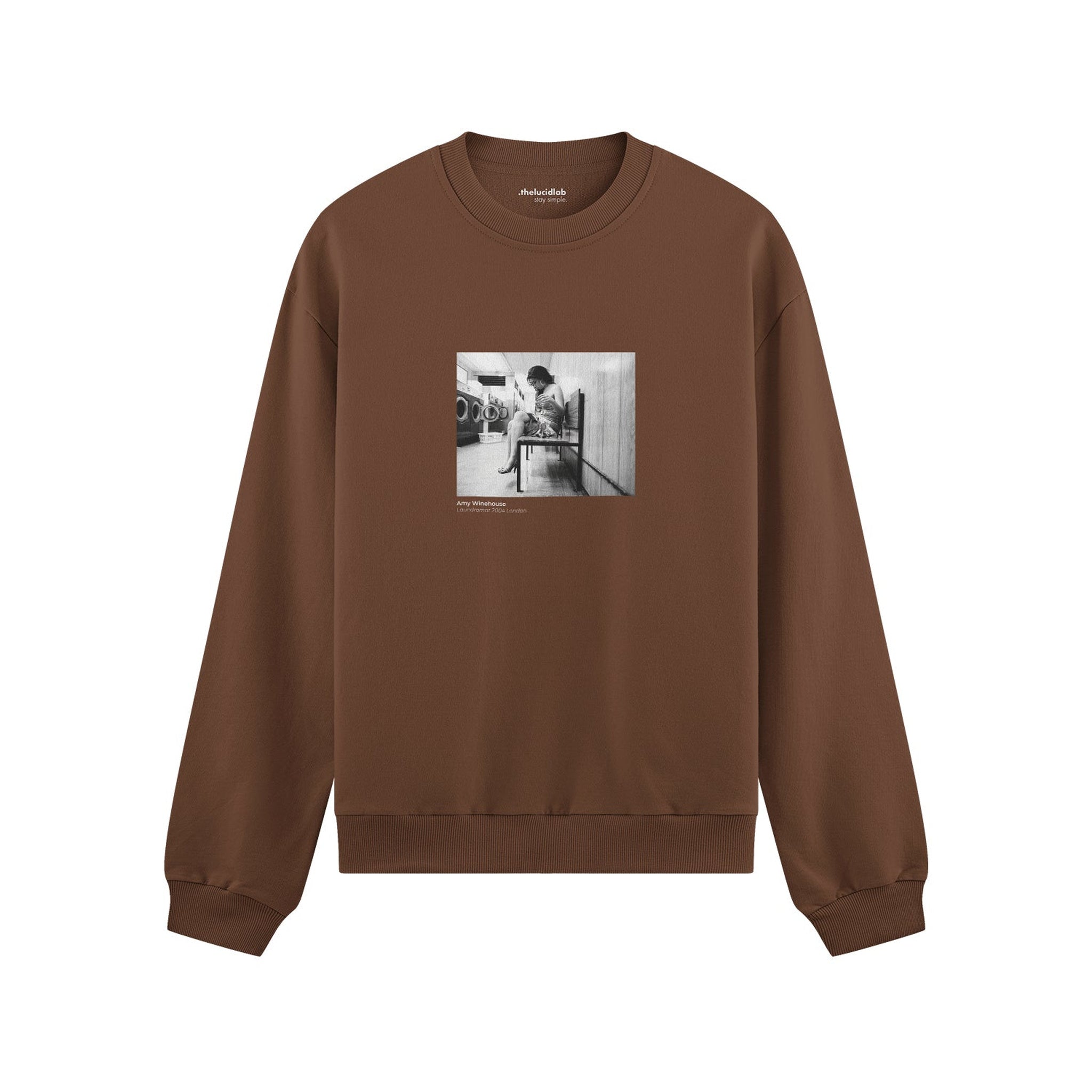 Amy Winehouse at the laundromat 2004 Oversize Sweatshirt