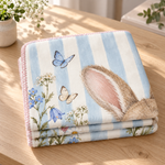 Rabbit Meadow Polar Bebek Battaniyesi — Katlı görünüm