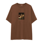 Judith Slaying Holofernes Oversize Tişört – Kahverengi