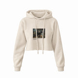 Interior of a Collector's Gallery of Paintings and Objets d'Art Crop Hoodie – Krem