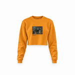 Interior of a Collector's Gallery of Paintings and Objets d'Art Crop Sweatshirt – Turuncu