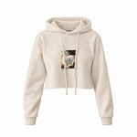 Chalk Cliffs on Rügen Crop Hoodie – Krem
