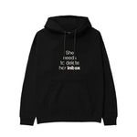 She Needs To Delete Her Inbox Hoodie - Siyah - ön görünüm