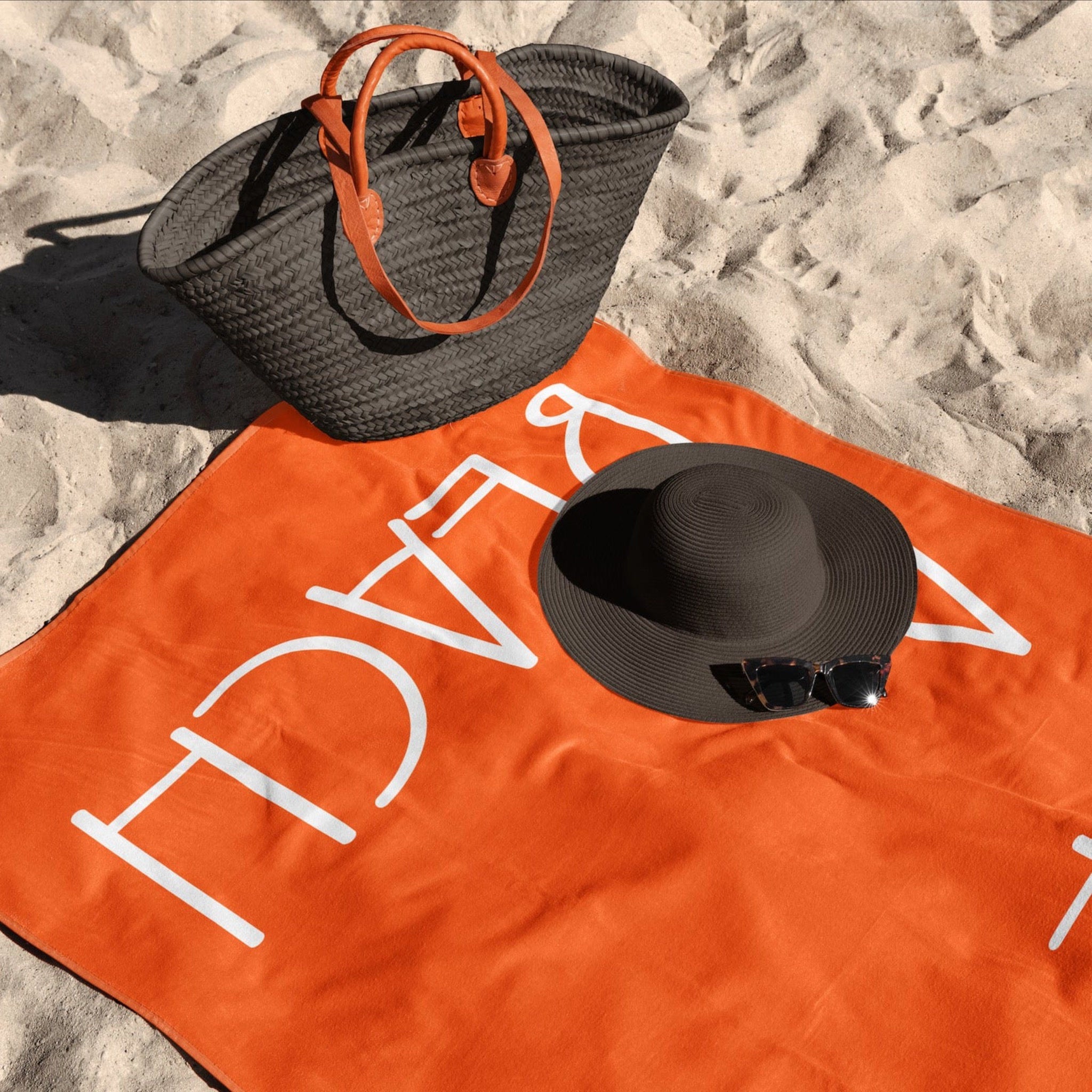 Son of a Beach Plaj Havlusu